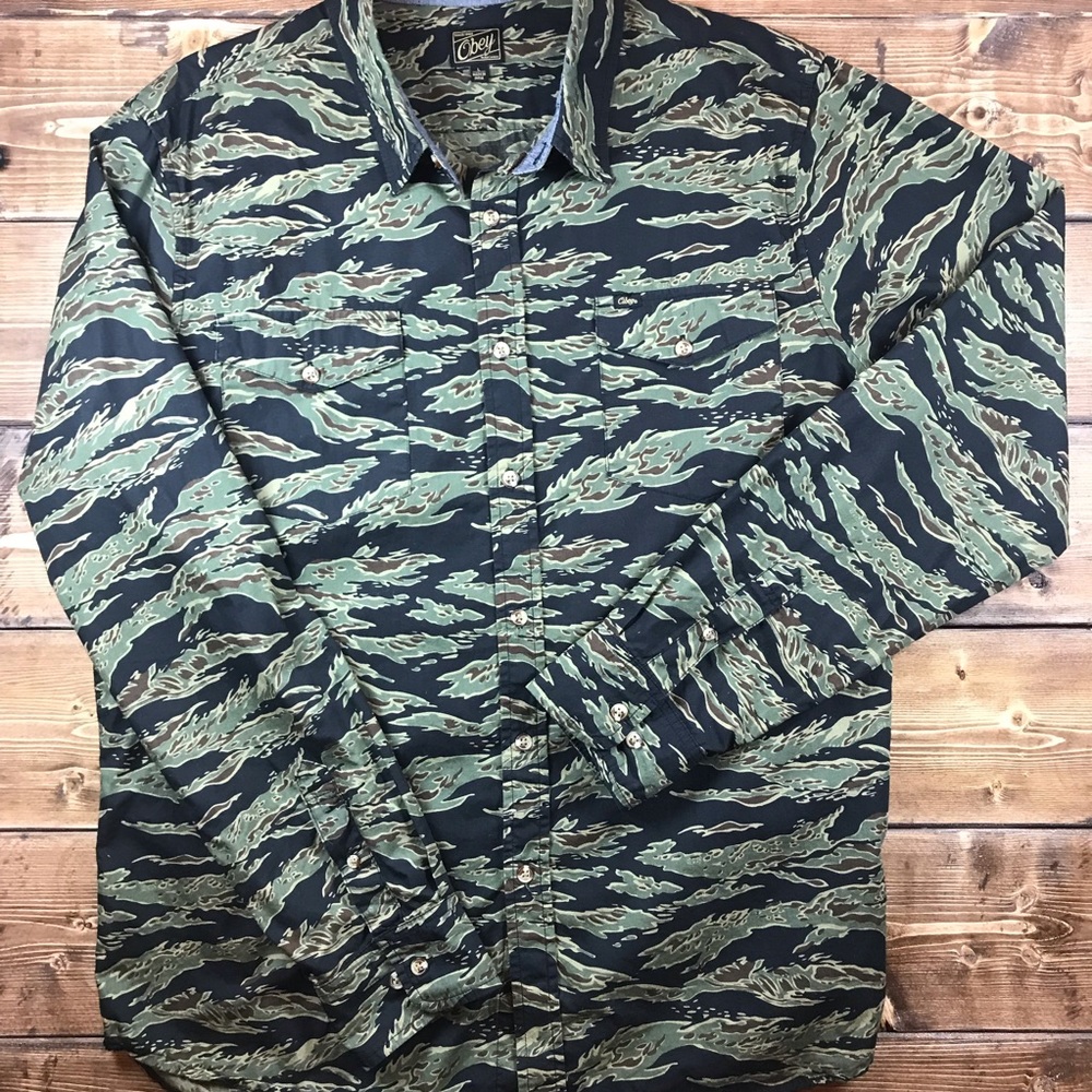 Obey Tiger Camo Long Sleeve Shirt Size L